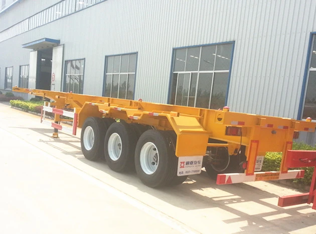 Remolc de camions contenidors