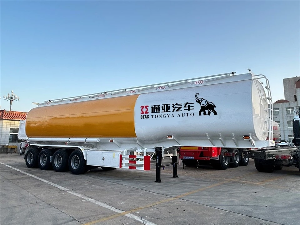 Semiremolc cisterna de combustible de 4 eixos de 54.000 litres